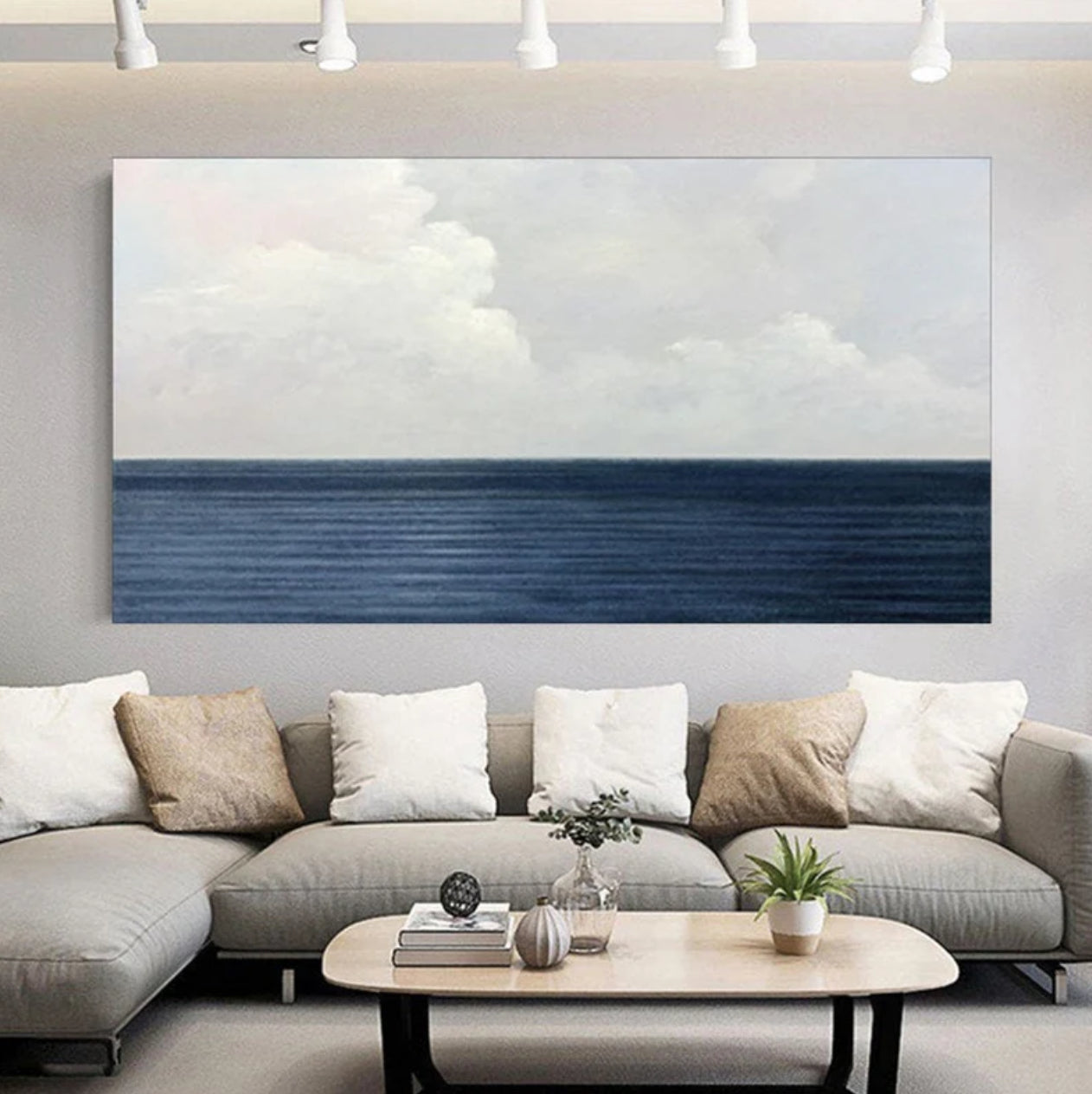 Minimalistic Horizon